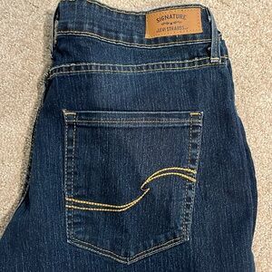 Levi Strauss Signature Modern Boot Cut, size 10L, 30”x34”